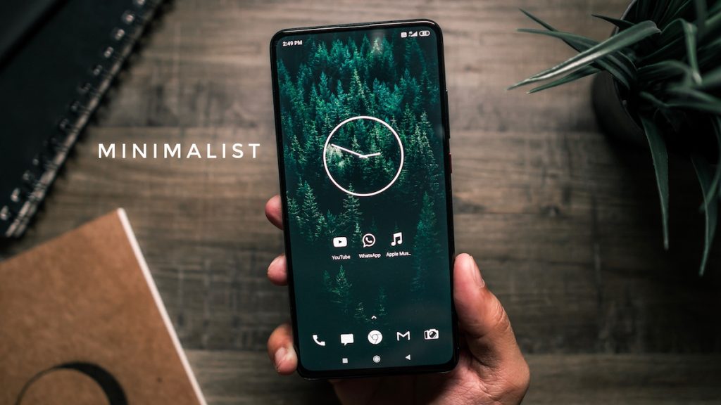 How to Make Your Phone Minimalist: 8 Simple Steps to Reduce Distractions