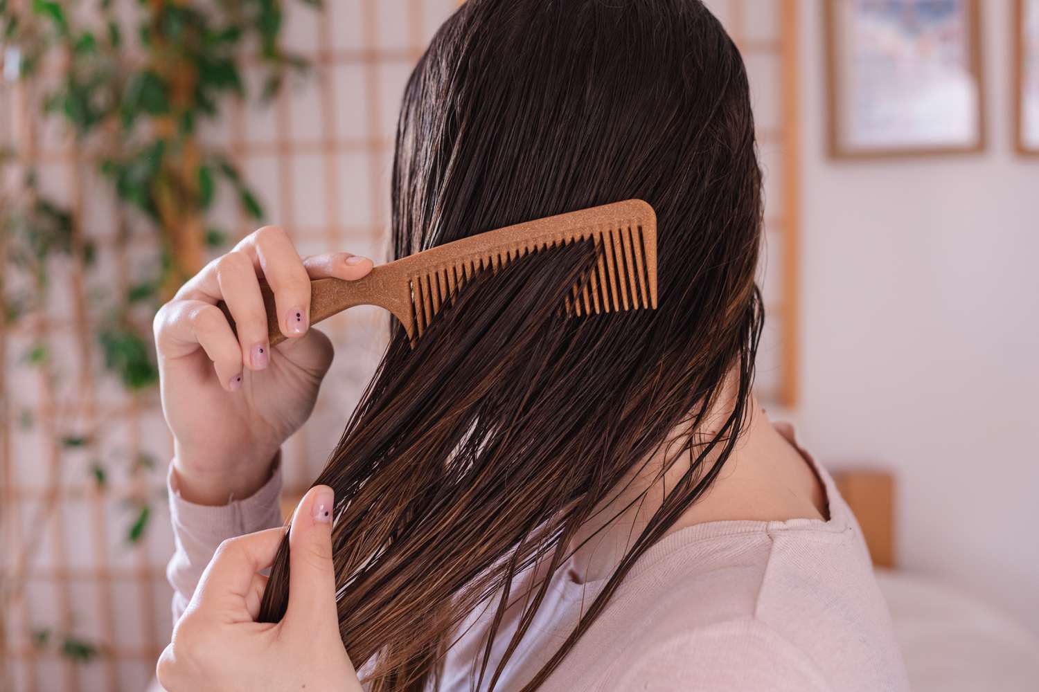 Preparing Your Hair for Overnight Straightness