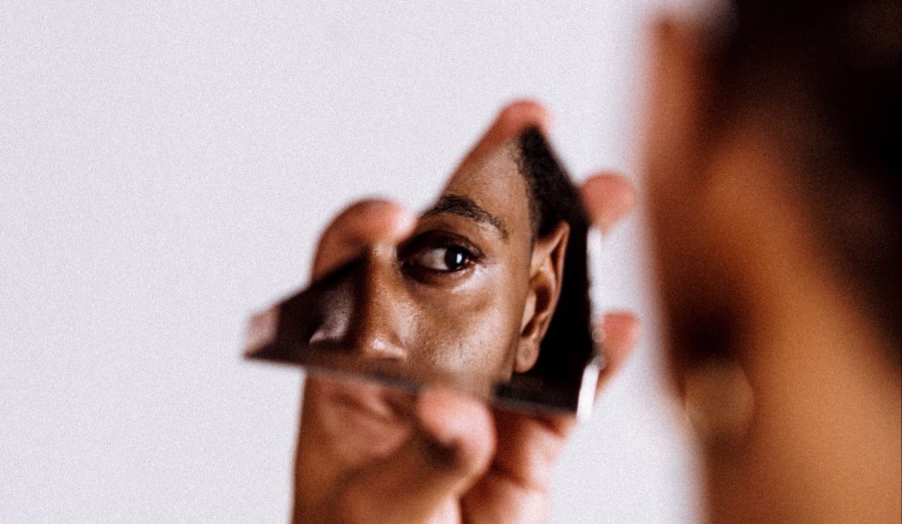 Setting Healthy Boundaries and Prioritizing Needs