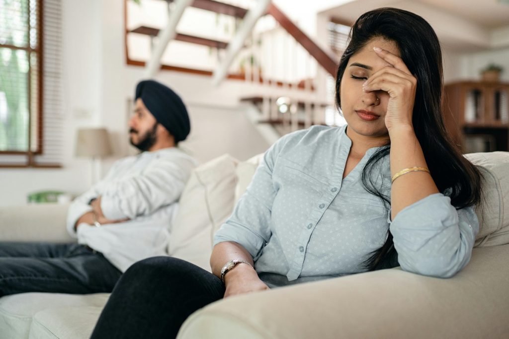How to Deal with Relationship Stress: 7 Proven Ways